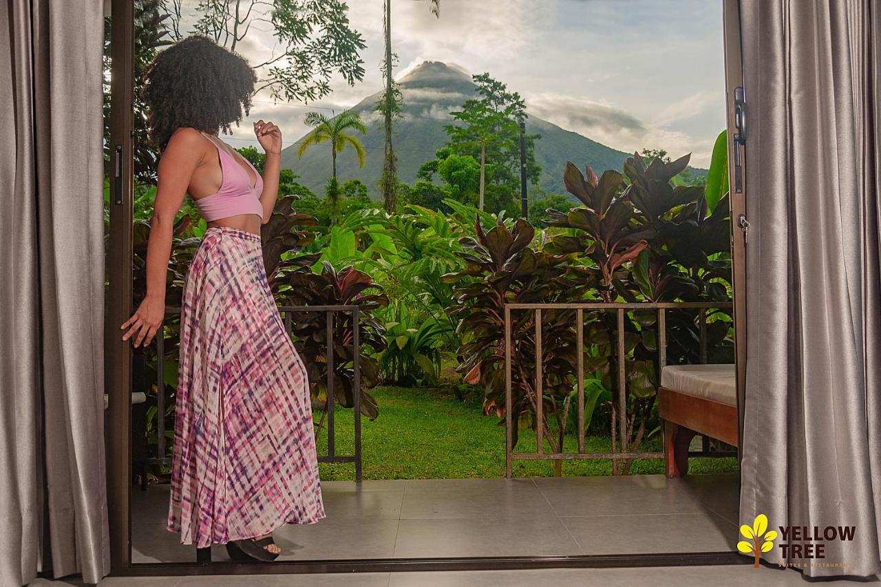 Yellow Tree Suites La Fortuna Bagian luar foto